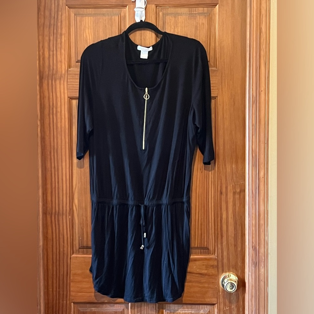 Venus/ Lascana, Large, zip up black with gold detail casual dress